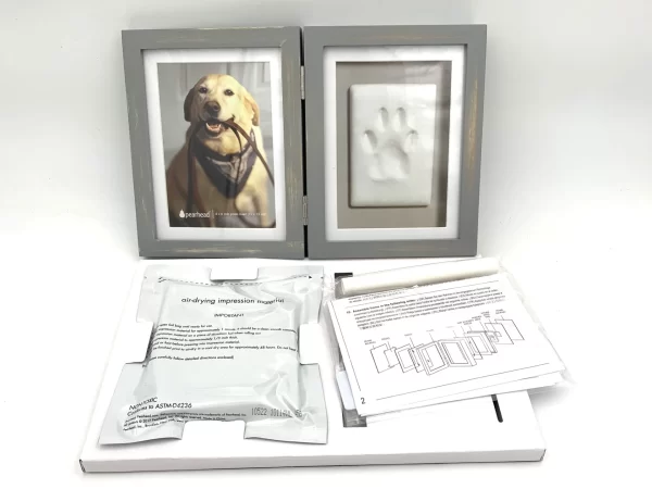 adorable double cadre pour mettre les empreintes du chien avec sa photo
